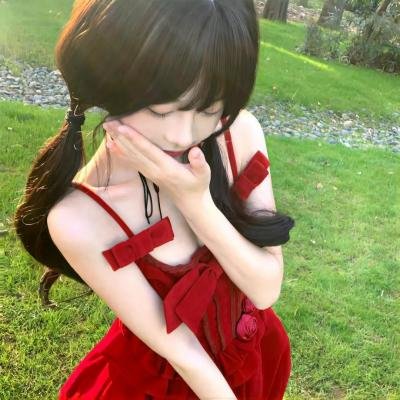 云裳艳曲